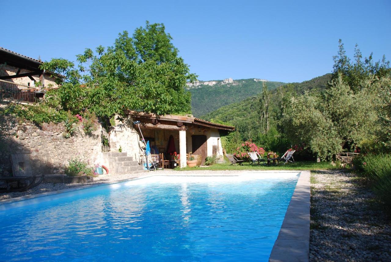 Maison D'Hotes Ainsi Soie T-Il Combovin Luaran gambar